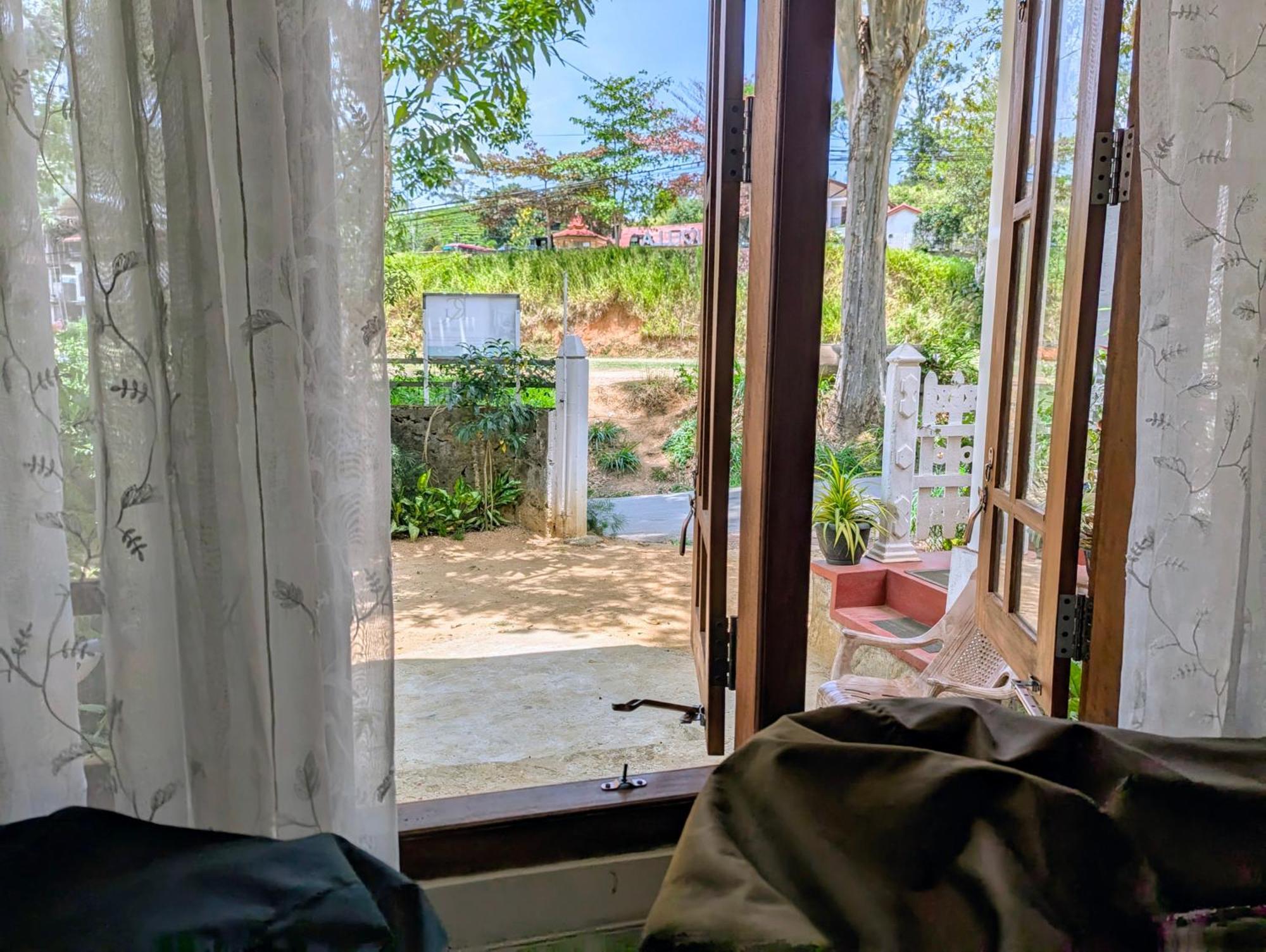 אלה Rich Grove Inn מראה חיצוני תמונה